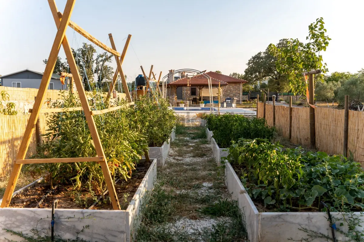 Muğla Yaraş'ta Satılık Taş Çiftlik Evi - 22