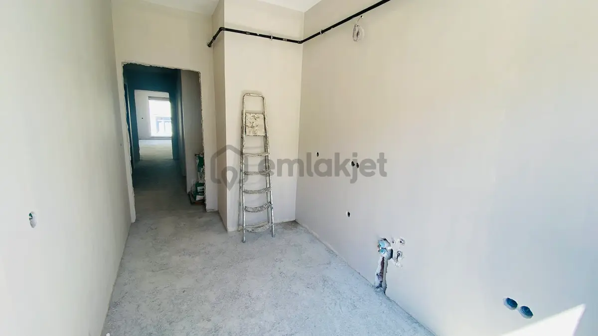 Yükksek Tavanlı 2 Daire Gibi Süper Dubleks 4+1 Daire - 21