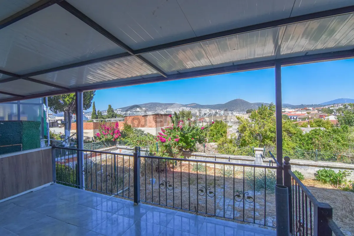Kuşadası Merkez'de Satılık 2+1 Daire - 10