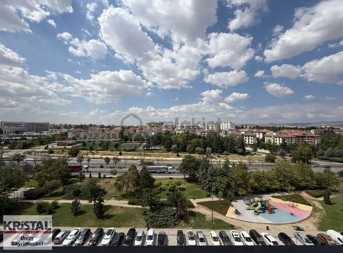 Aydoğanlar Plazada Köşe Cephe Kiralık Ofis - 5