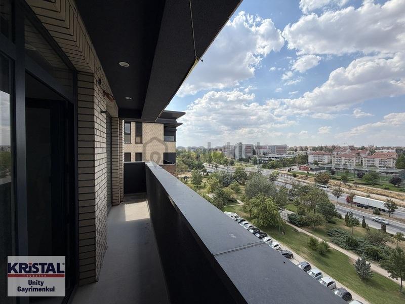 Aydoğanlar Plazada Köşe Cephe Kiralık Ofis - 7