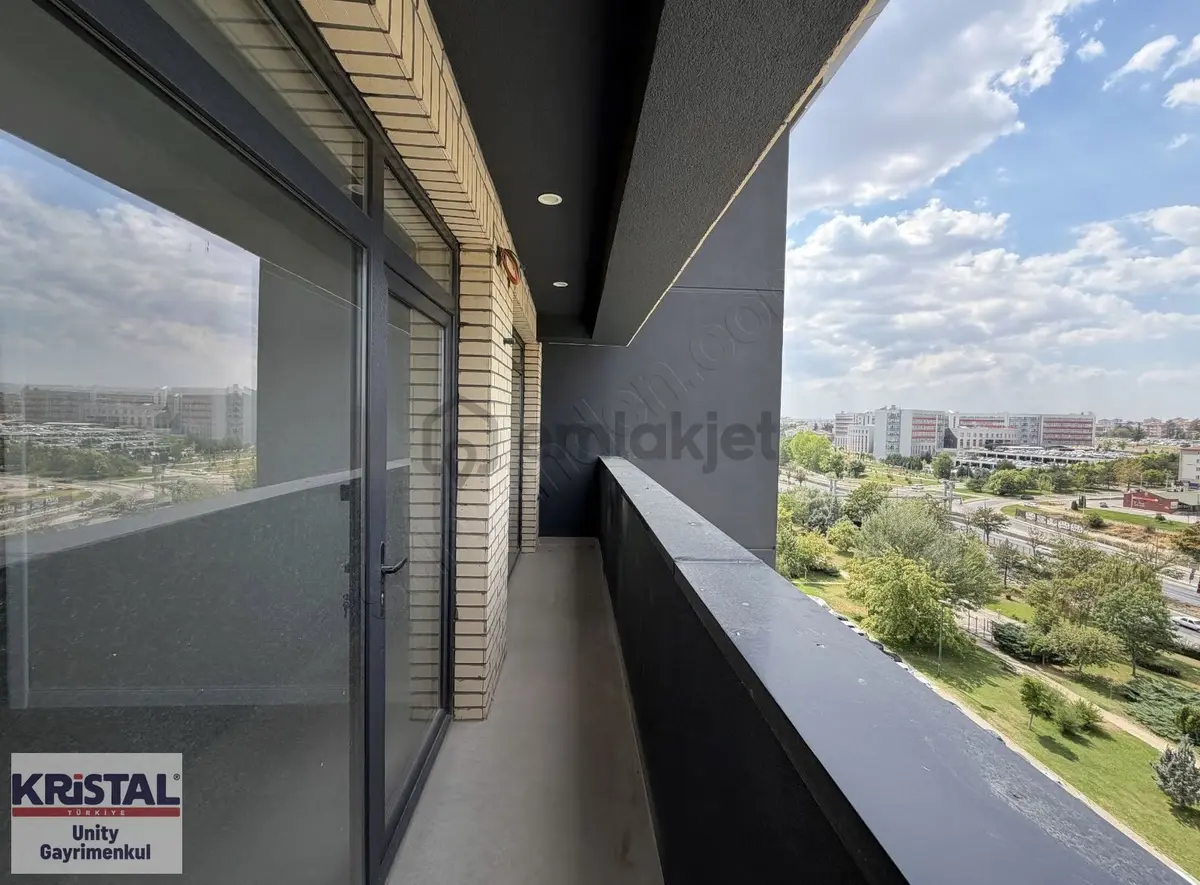 Aydoğanlar Plazada Köşe Cephe Kiralık Ofis - 12