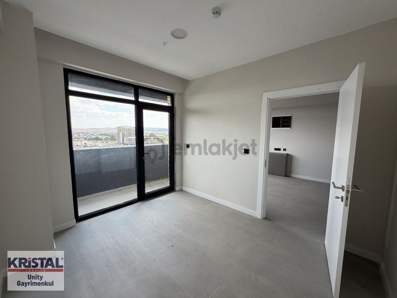 Aydoğanlar Plazada Köşe Cephe Kiralık Ofis - 22