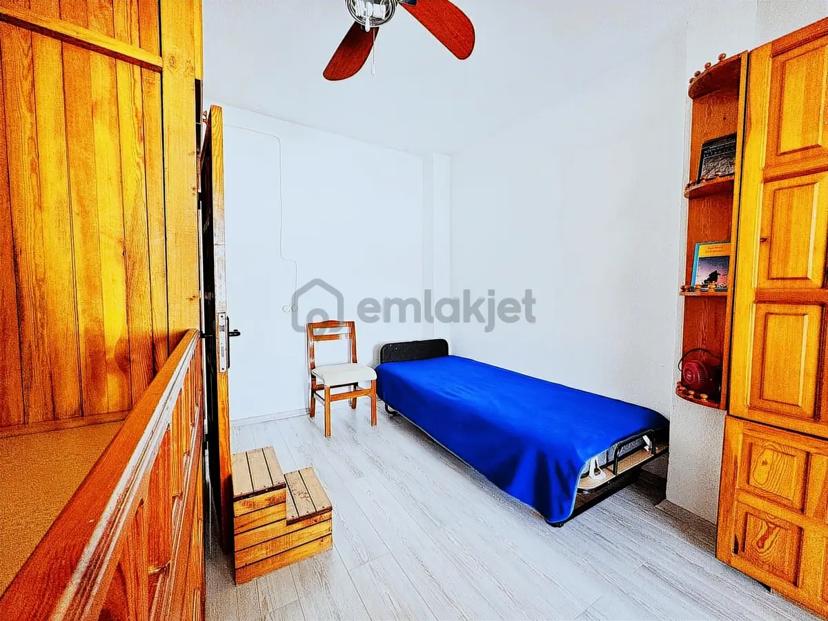 Karaincir Sitesi'nde Denize 2 Dakika Mesafede Satılık Triplex - 25