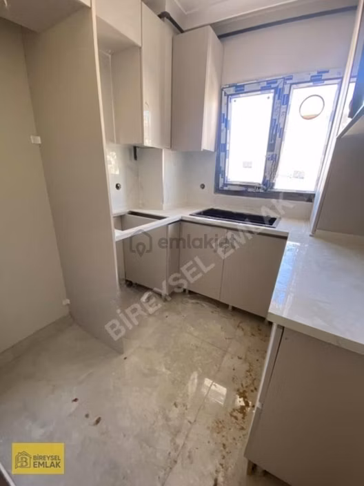 Kiralık Yeni Binadan 2+1 Daire Siyavuşpaşada - 12