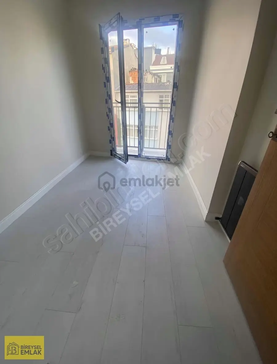 Kiralık Yeni Binadan 2+1 Daire Siyavuşpaşada - 3