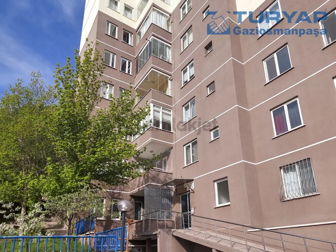 Reşat Nuri Caddesi Vadi Sitesinde 2+1 Daire - 2