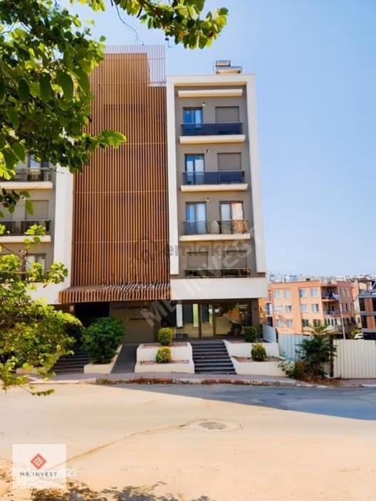 Tenefüs Park Yakını Doğalgazlı Asansörlü 2+1 Daire
