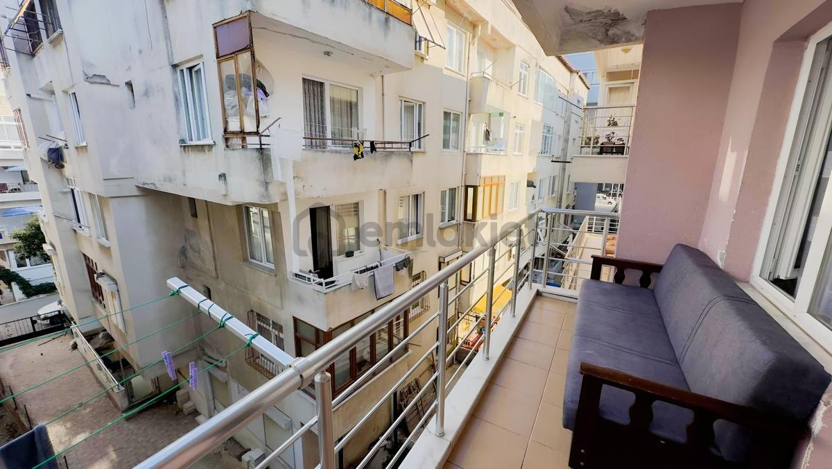 Çınarcık Merkezde Kiralık Eşyalı 1+1 Daire - 3