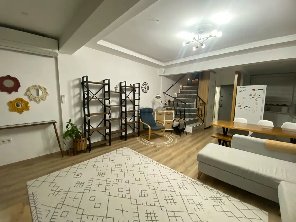 Armutalan 'da Kiralık Full Eşyalı Yeni Tadilatlı Villa - 33