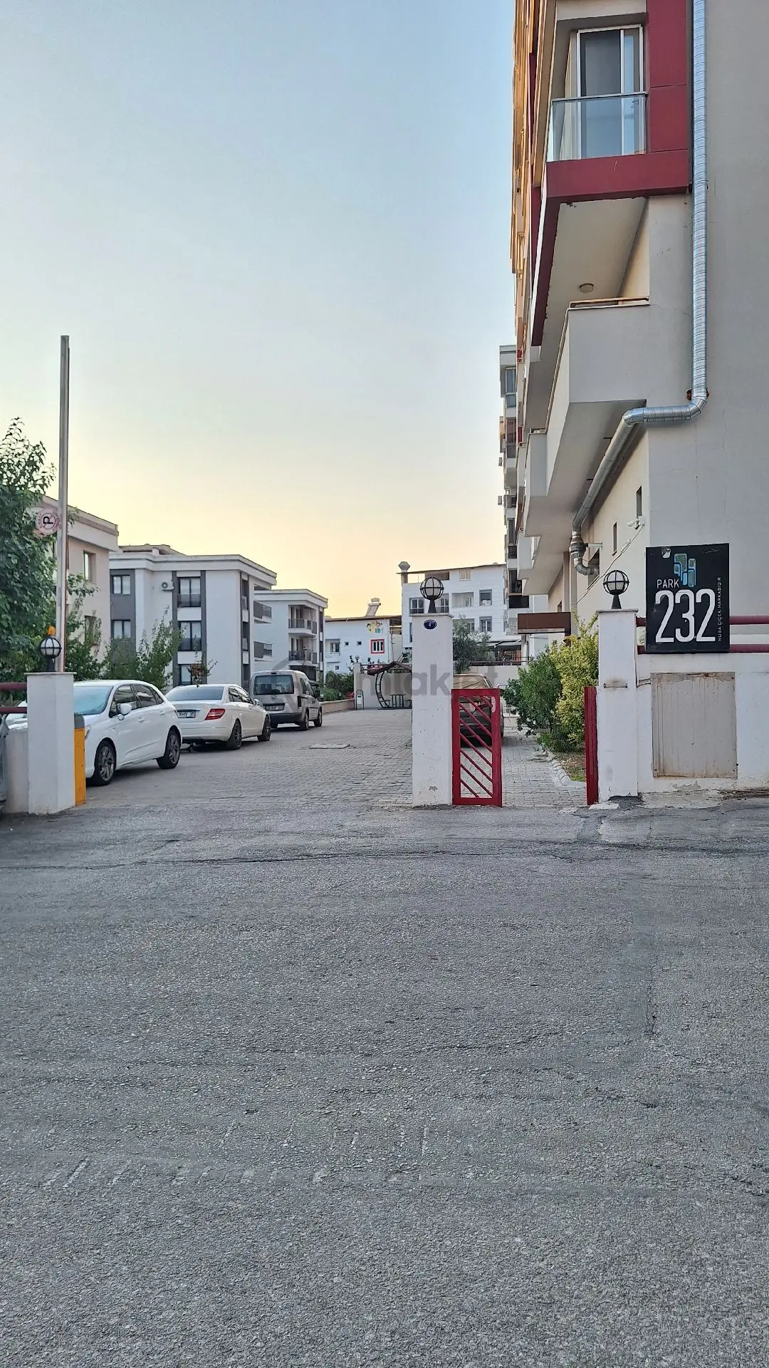 Kıralik 2+1 100m² Site İçi Daire - 2