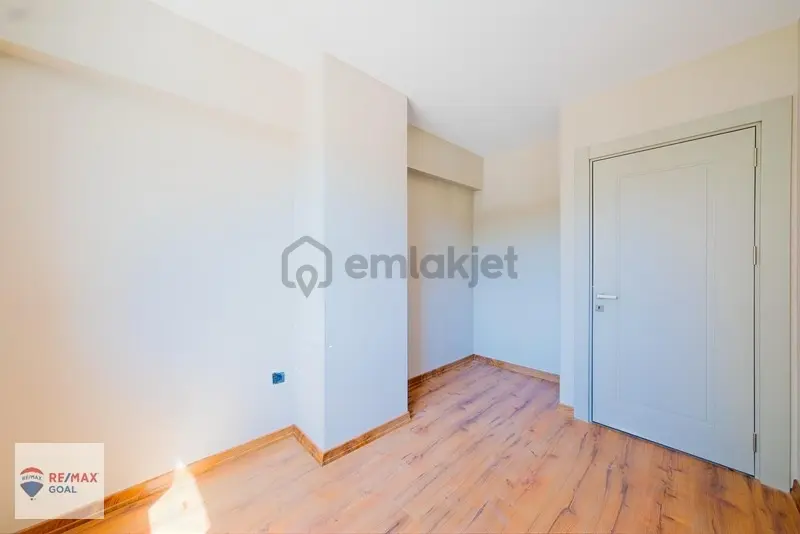 Modada Yoğurtçu Parkı Karşısı | Yeni Binada 2+1 - 21