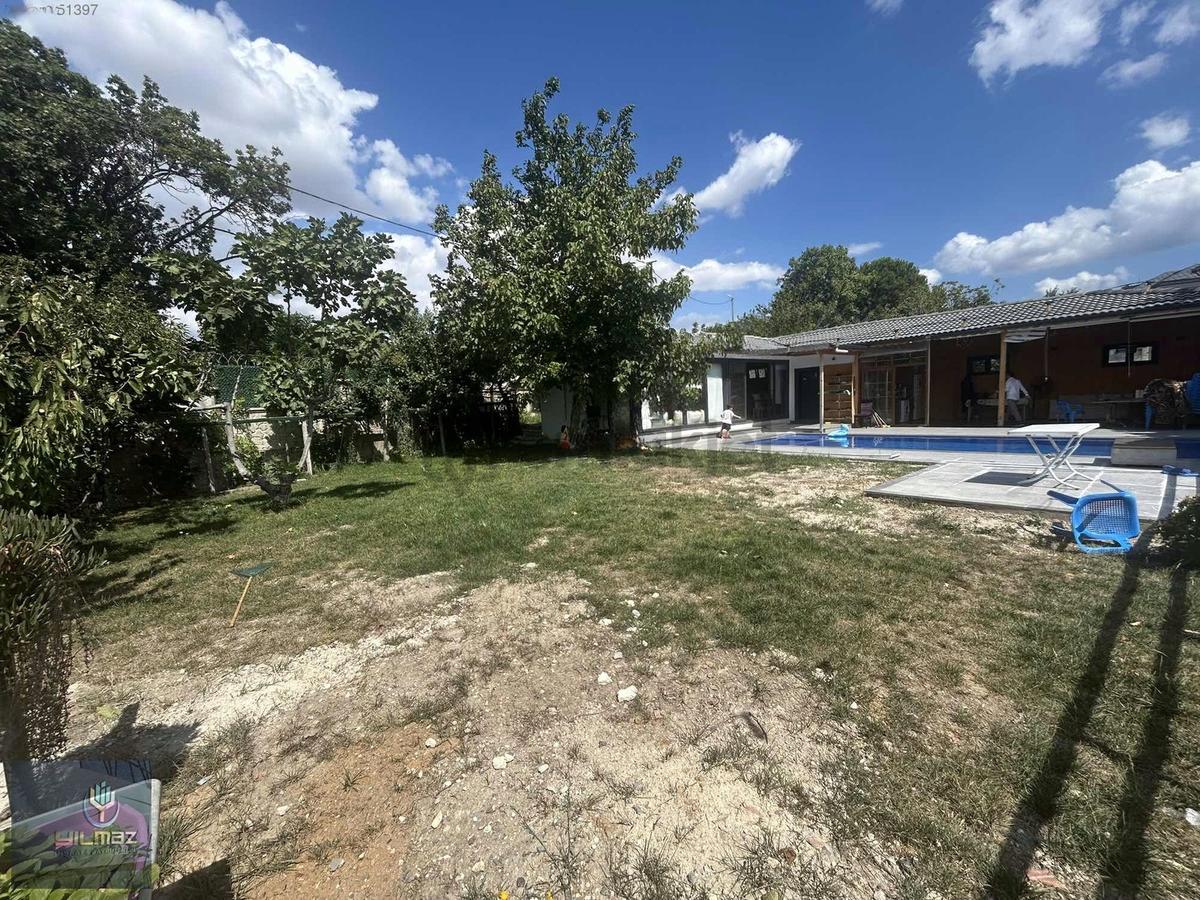 Gürpınar Da Satılık Havuzlu Yazlık - 11