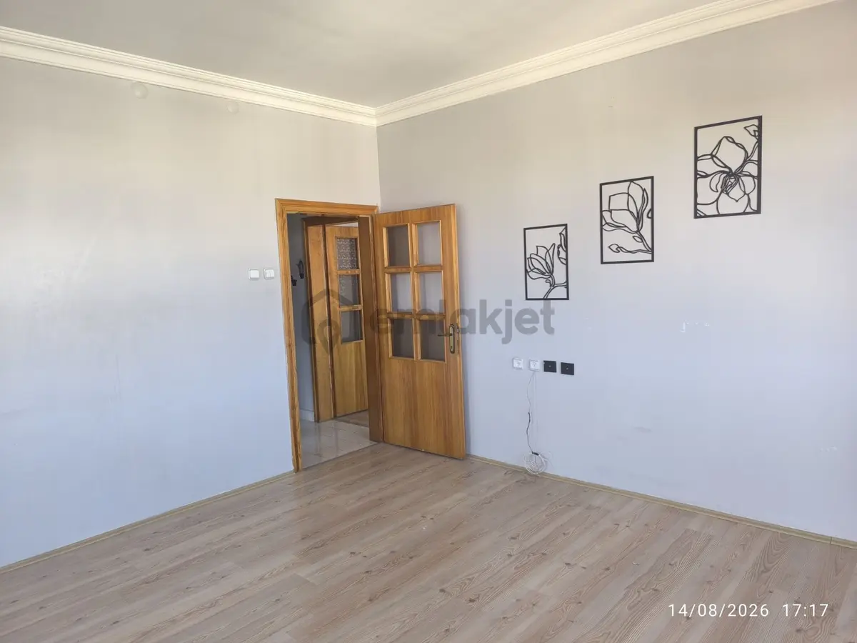 Sakarya Mah. Kiralik 3+1 Daire - 13