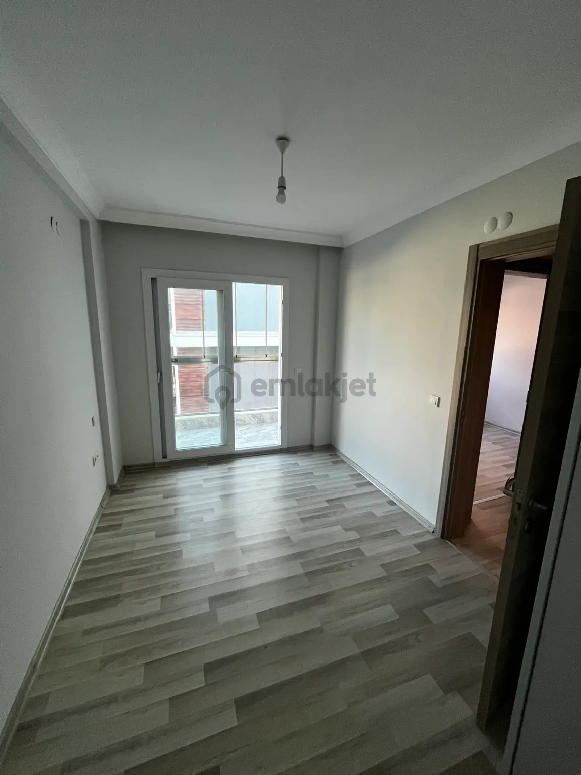 Güzelbahçede 2+1 Ara Kat Asansörlü Satılık Daire - 18