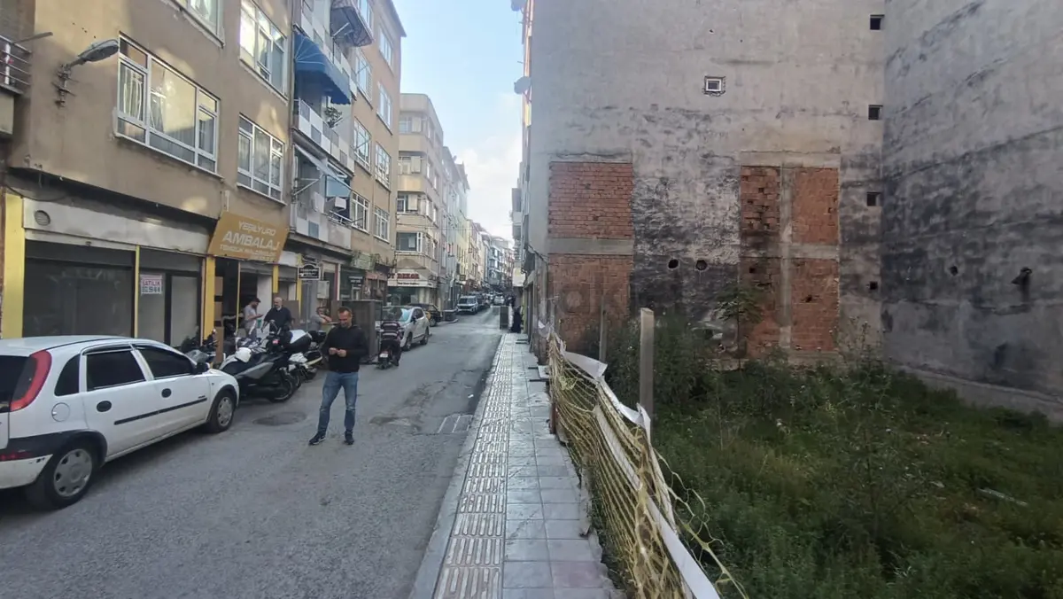 Hisar'dan Saadet Caddesi Üzerinde Ticari + Konut İmarlı Arsa - 13