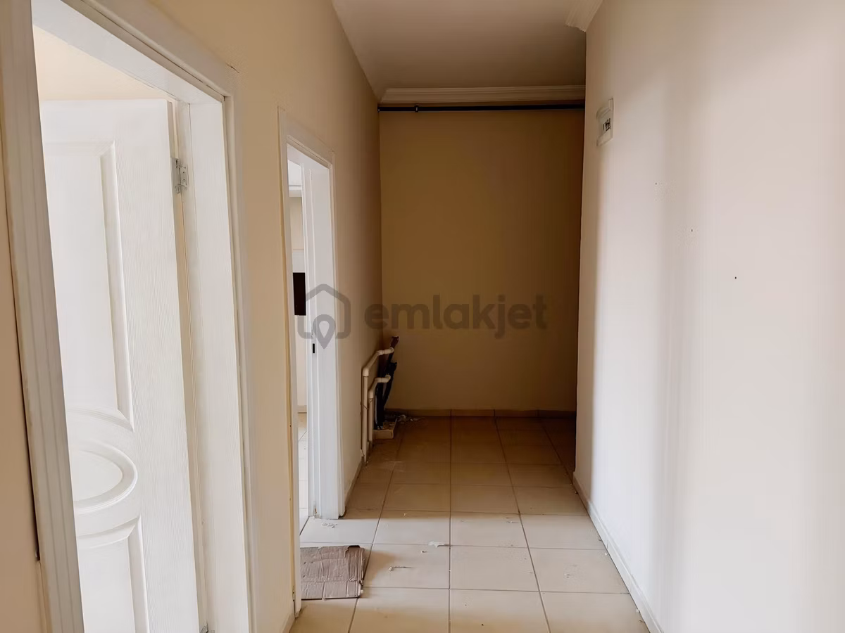 Diyarbakır Yolunda Kiralık 3+1 Geniş Daire - 30