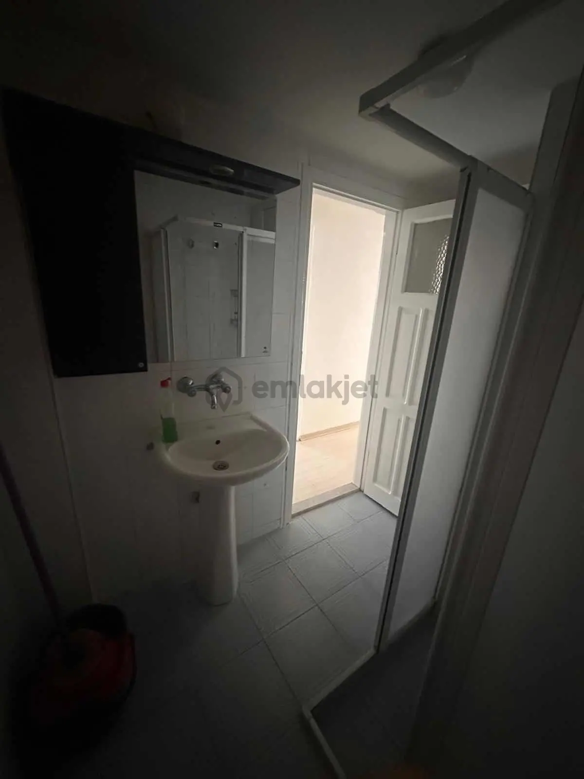 Mithatpaşa Cadde Yakını 2+1 Satılık Doğalgazlı Daire - 10