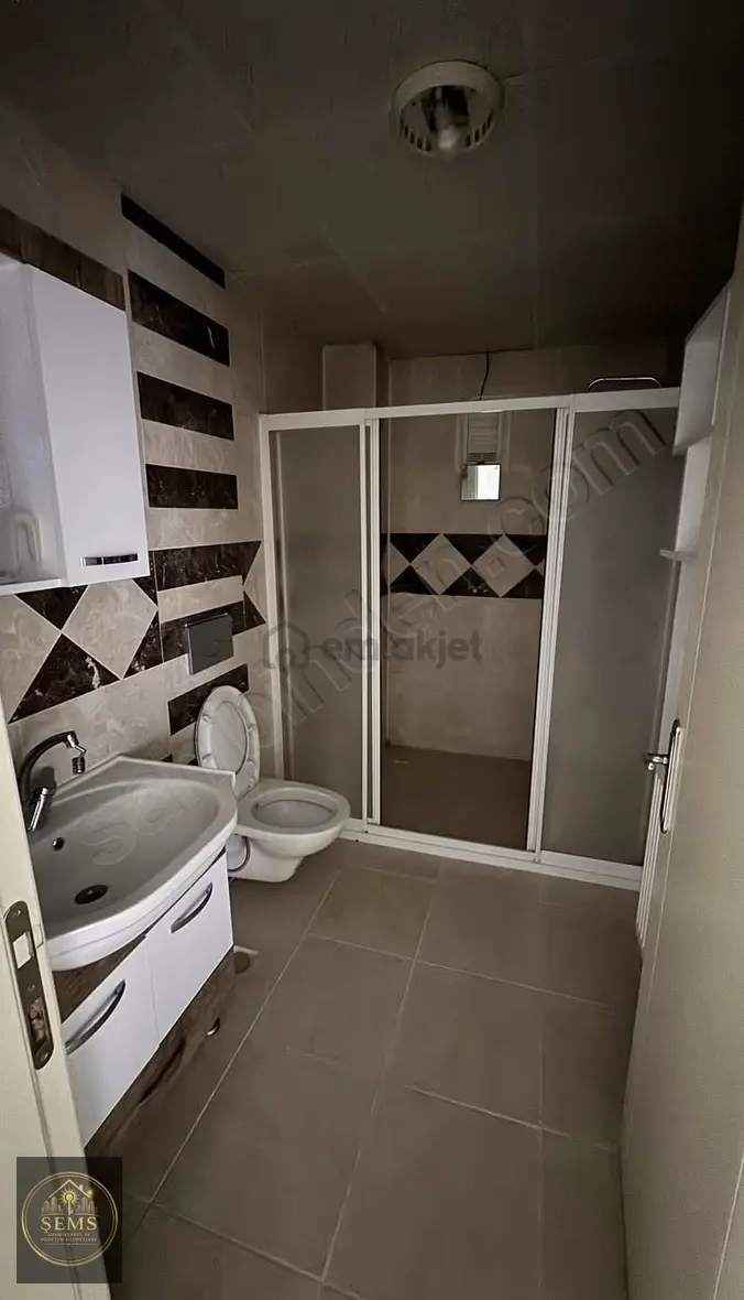 Meram Tıpa Yakın Site İçi Cadde Üzeri Abdulhamithan Caddesinde - 26