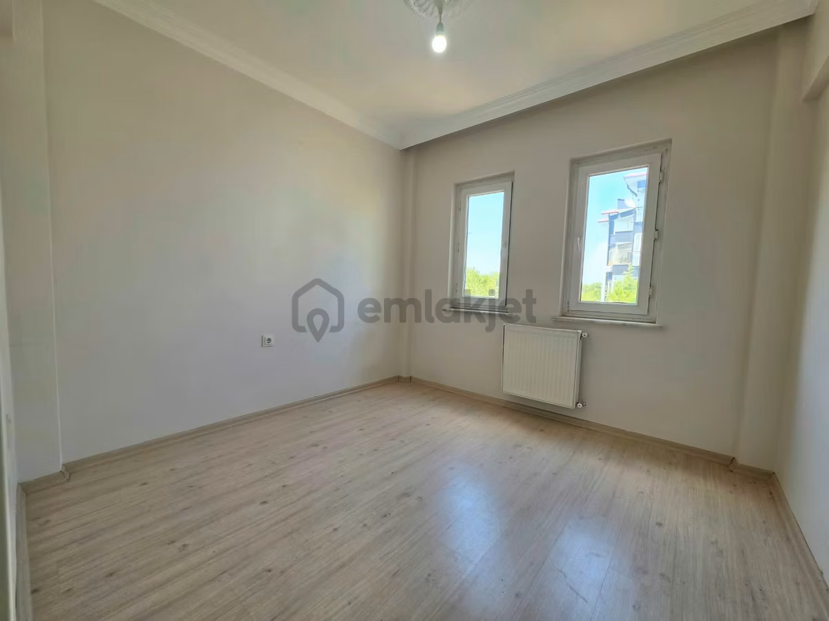 Umutkent 2'de İçi Yeni 3+1 Ara Kat Daire - 23