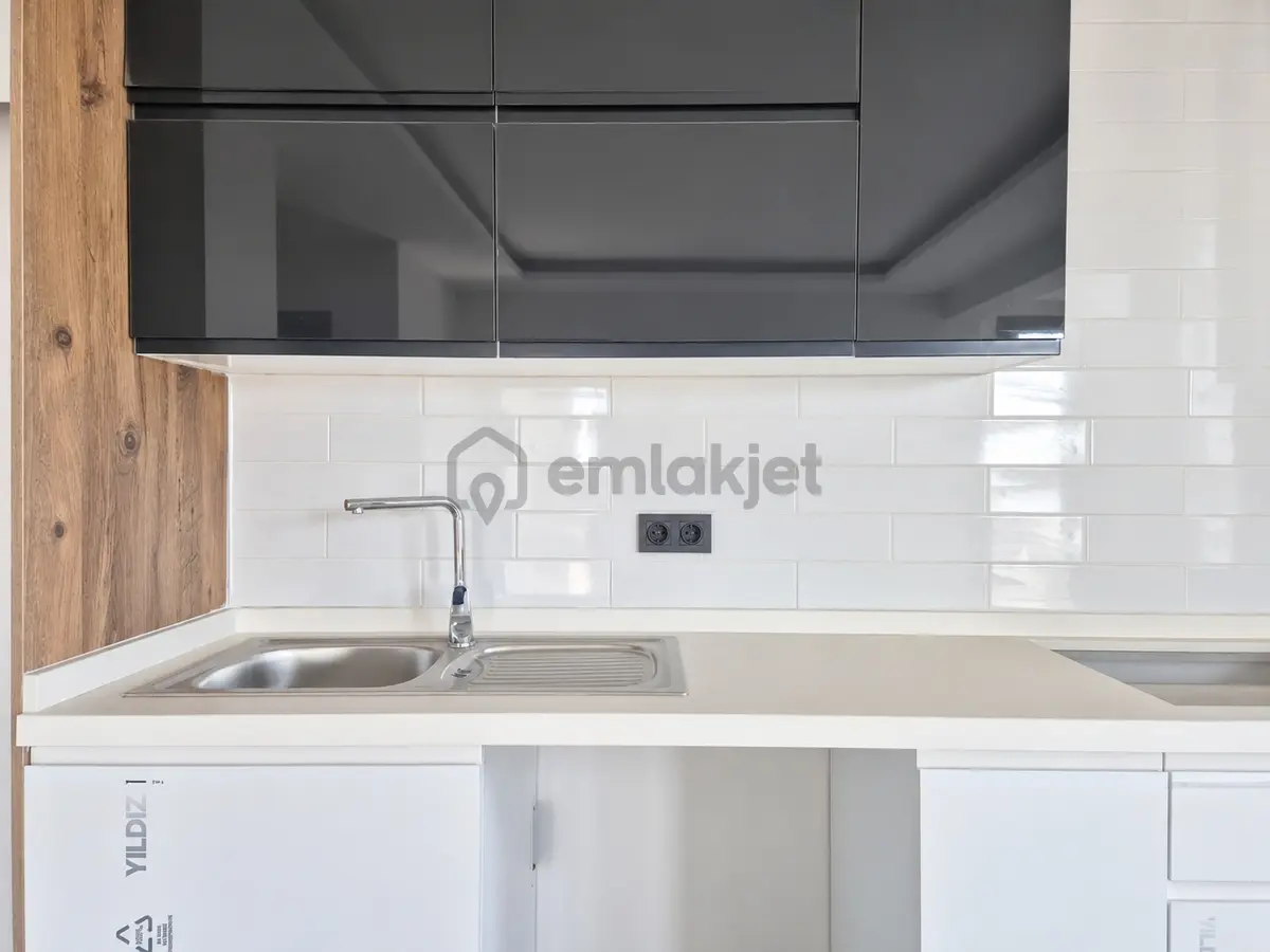 Umas Solutıon'dan Havuzlu Sitede - Ebeveyn Banyolu 2+1 Daire - 30