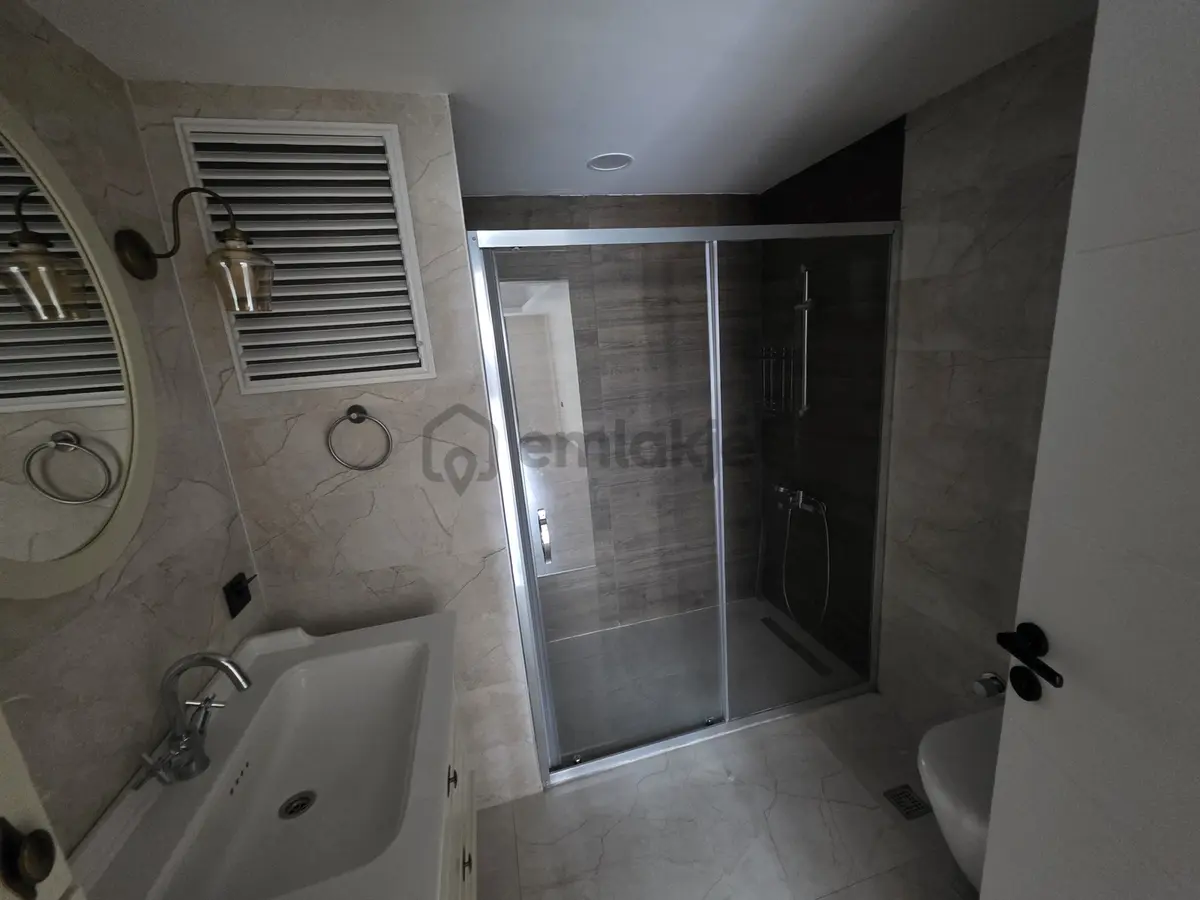Tuana Evleri 3. Etapta Kiralık 4+1 Ara Kat Daire - 31