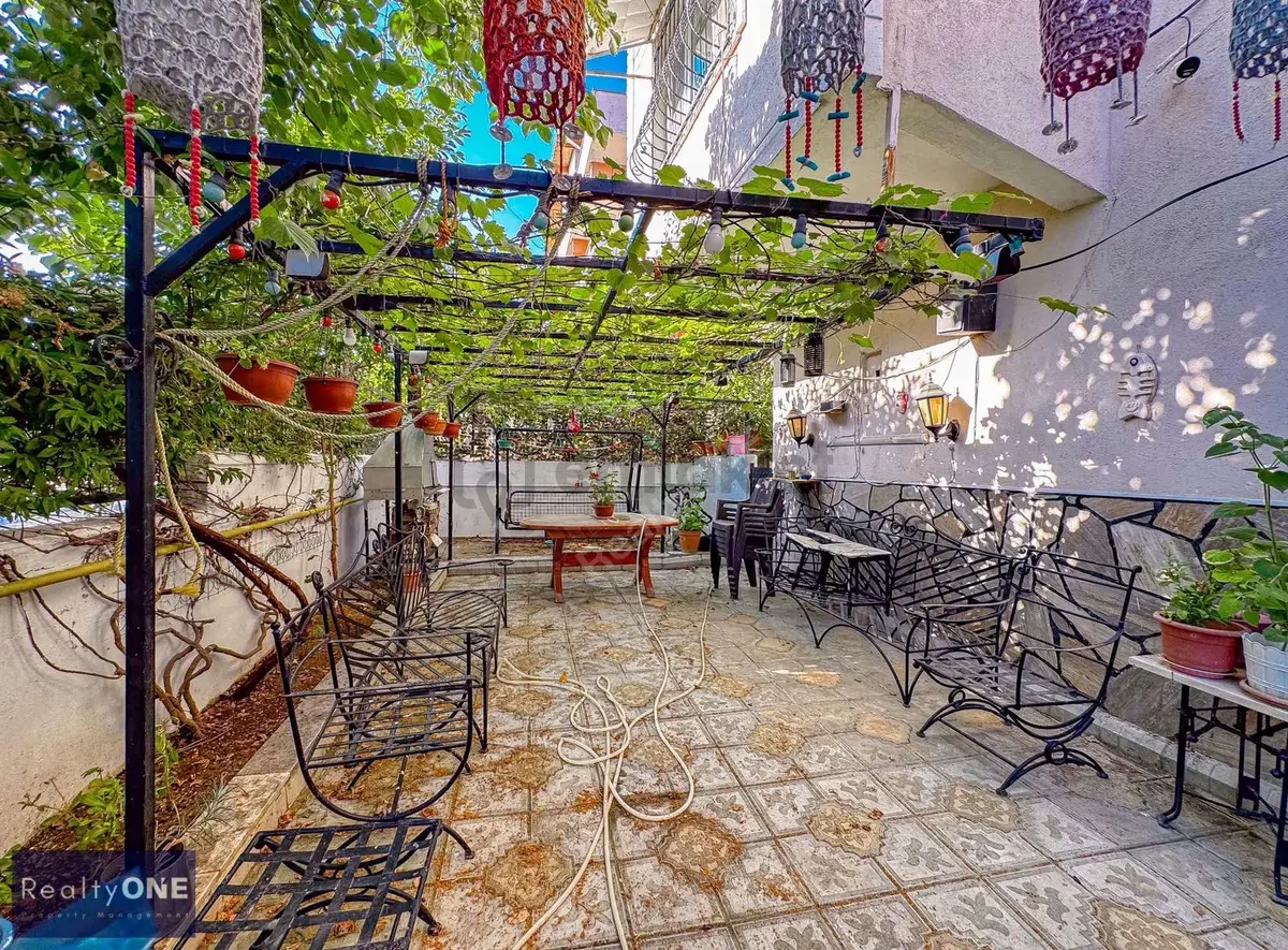 R-one Maviyle Buluşan Deniz Manzaralı Satılık Villa - 8