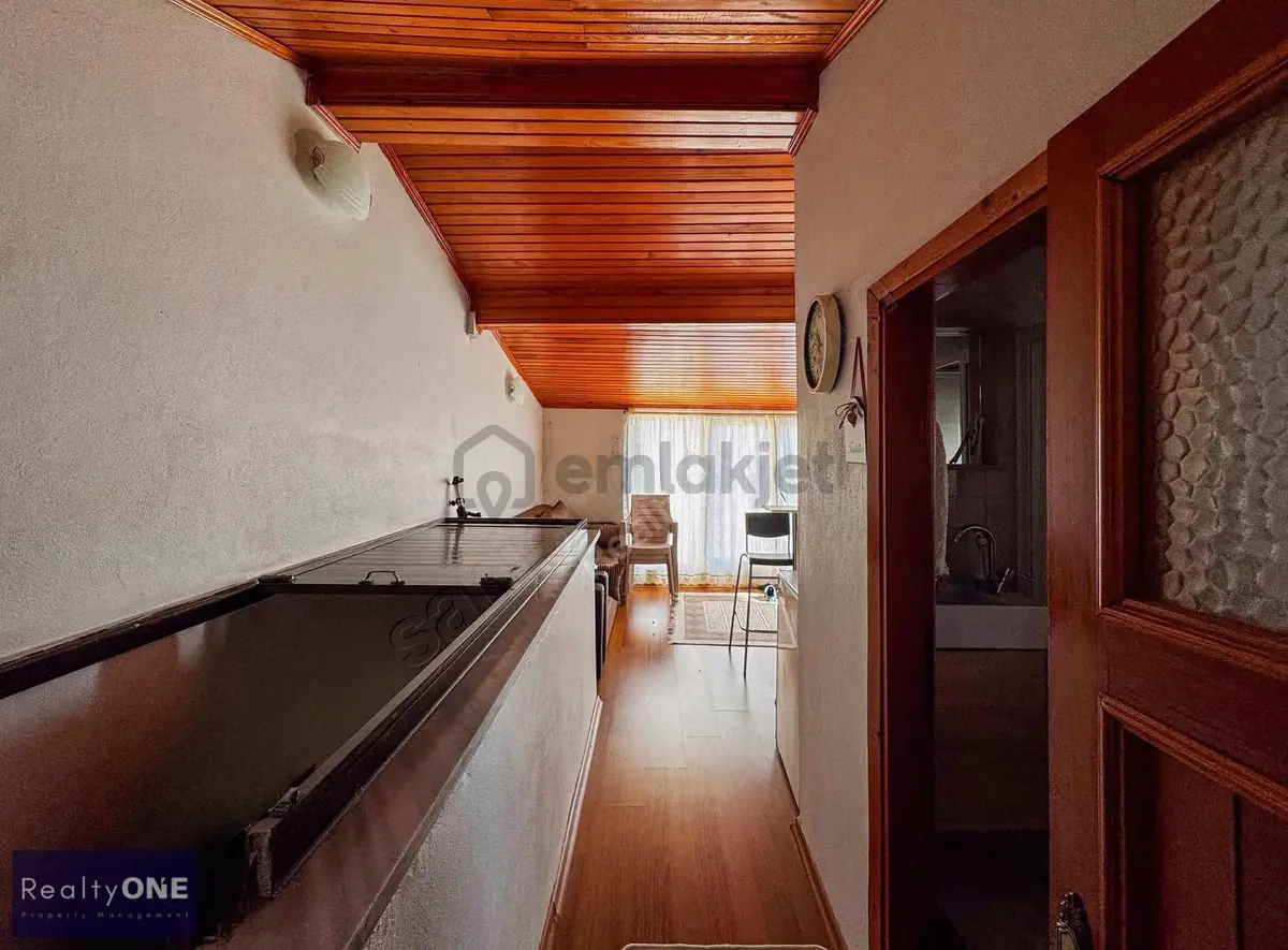 R-one Maviyle Buluşan Deniz Manzaralı Satılık Villa - 23