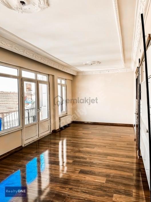 R-one Beyoğlu Cihangir Balkonlu Kullanışlı 3+1 Satılık Daire-eng - 20