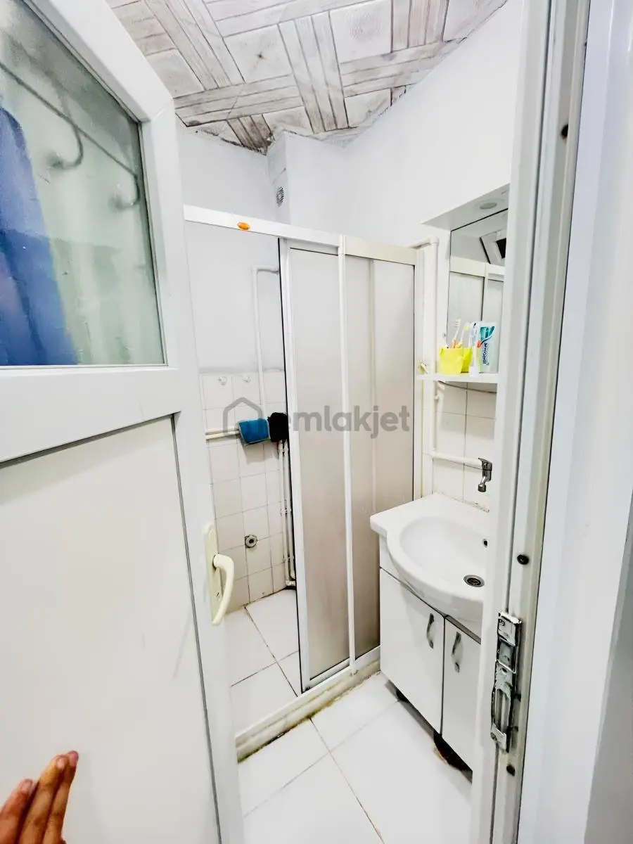 Bagcilar Cinar Mahallesinde Satılık 2+1 Daire - 9