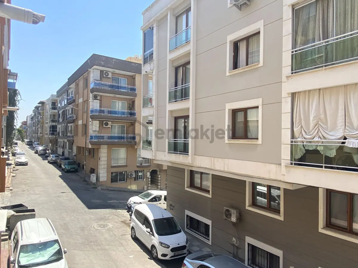Çiğli Küçük Çiğlde Satılık 3+1 Doğalgazlı Daire - 20