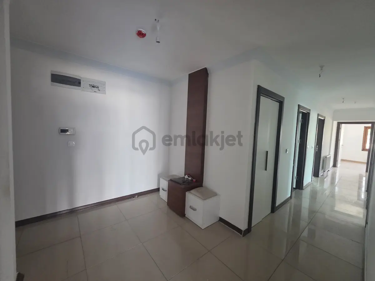 Bağlıca Merkezde Geniş Ferah Lüks Daire - 10