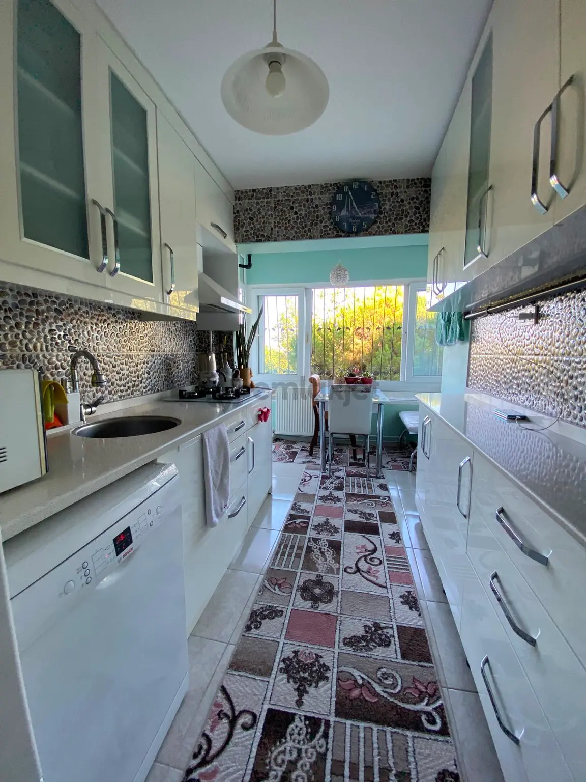 Cadde Üstü Asansörlü 3+1 Daire - 25