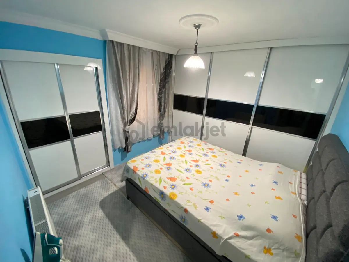 Cadde Üstü Asansörlü 3+1 Daire - 35