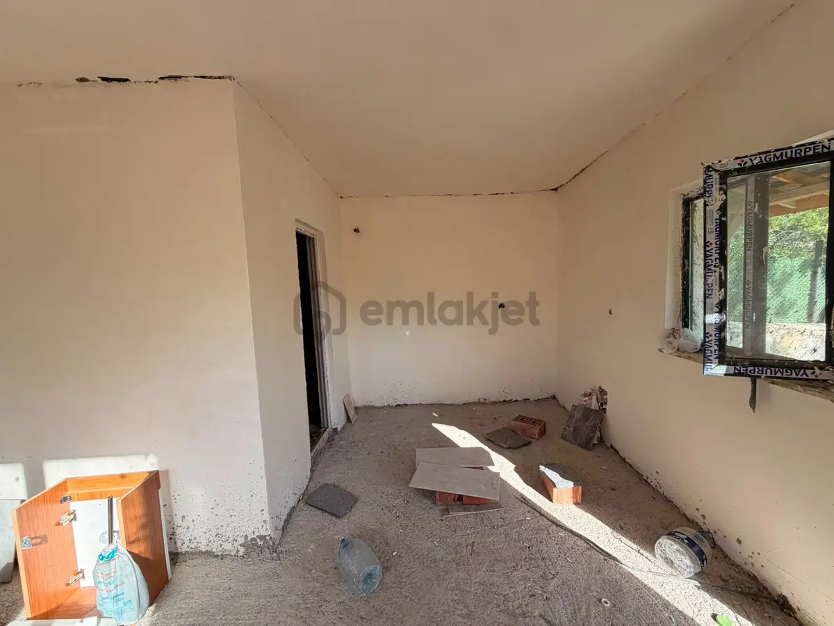 Wisremden Yazıköyde Mükemmel Donanımlı Tarlamız Satılıktır - 24