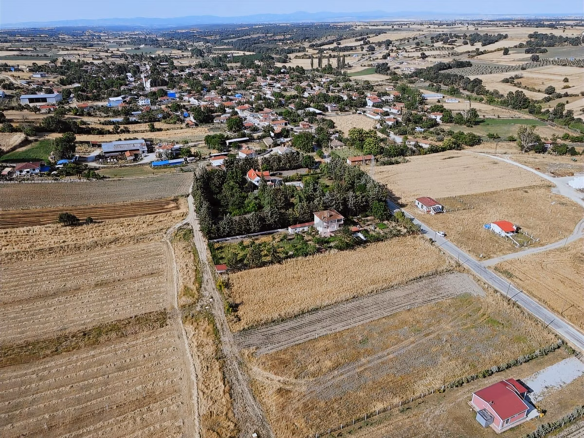 Pınarhisar Osmancık Satılık Tek Tapu Arsa 2756 M² - 27