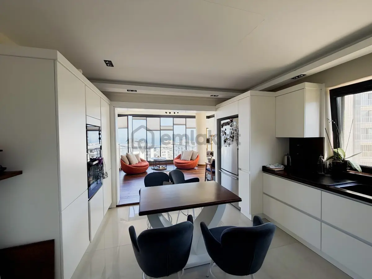 Sky Towersta Özel Tasarım | Komple Tadilatlı 4+1 | 260 M² - 3