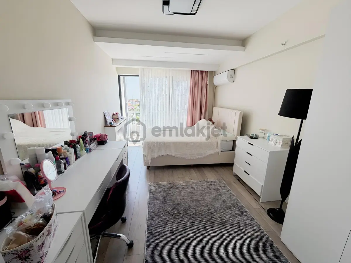 Sky Towersta Özel Tasarım | Komple Tadilatlı 4+1 | 260 M² - 9