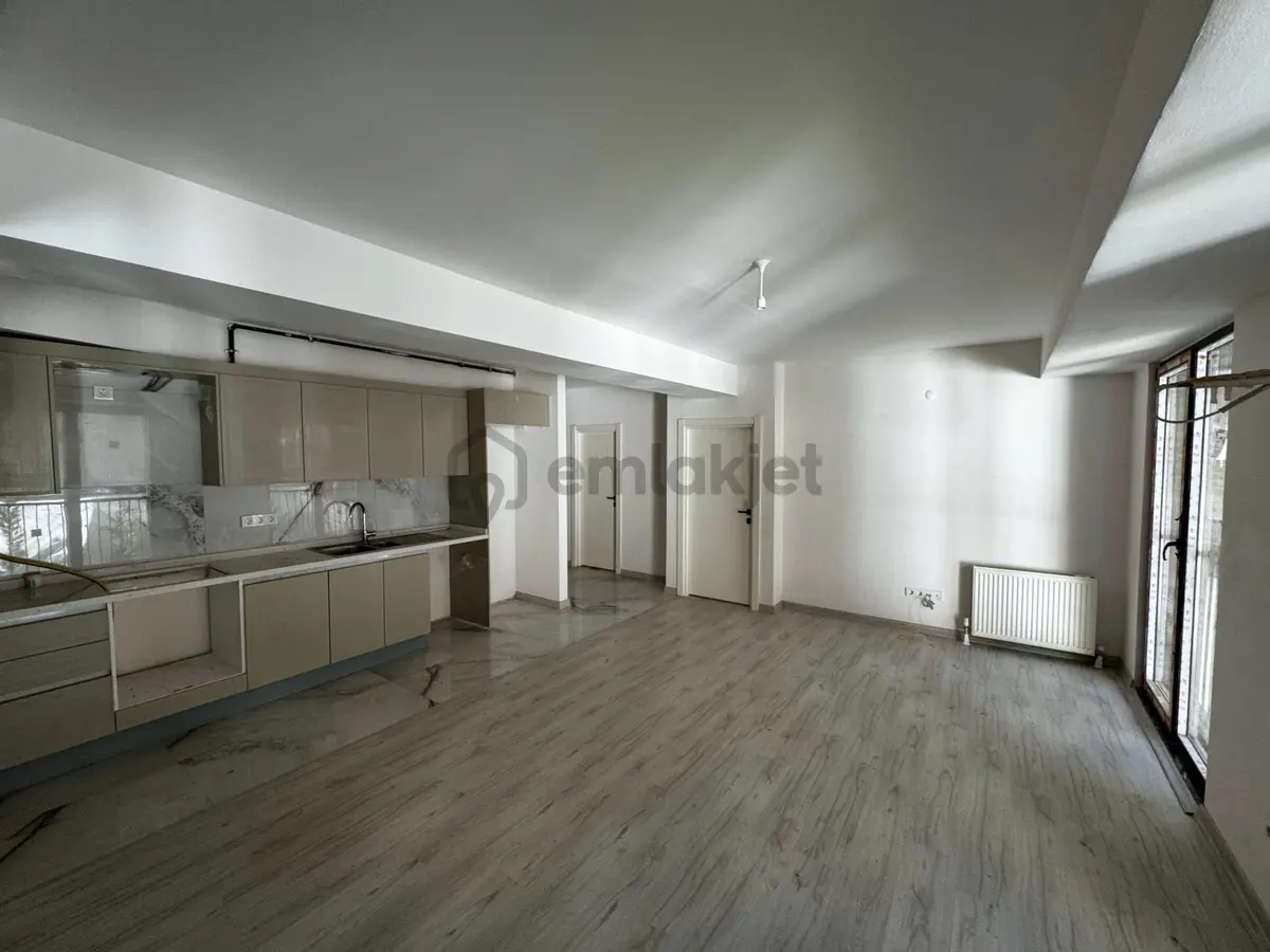 Moda Sahilde 2024 Yapımı Jeneratörlü Giriş Kat 80m2 Kiralık 2+1 - 8
