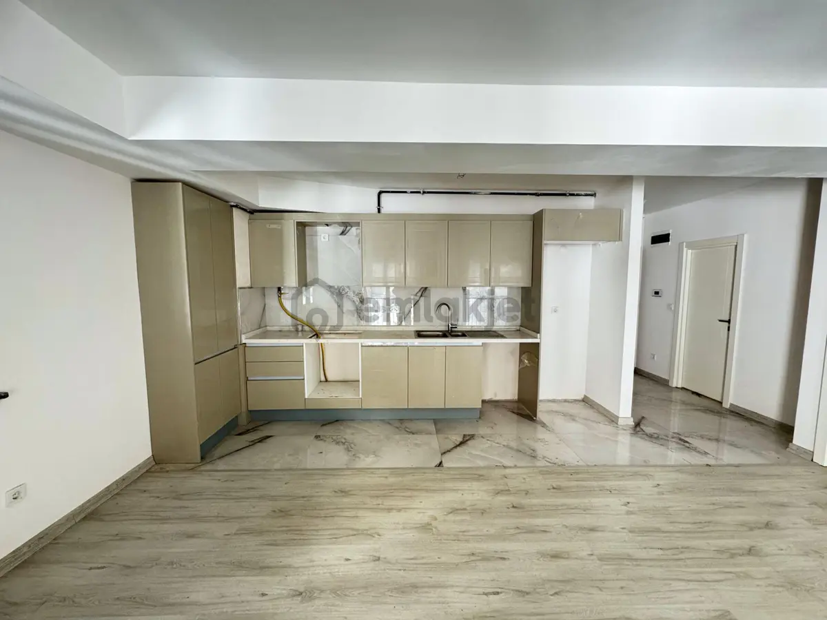 Moda Sahilde 2024 Yapımı Jeneratörlü Giriş Kat 80m2 Kiralık 2+1 - 12