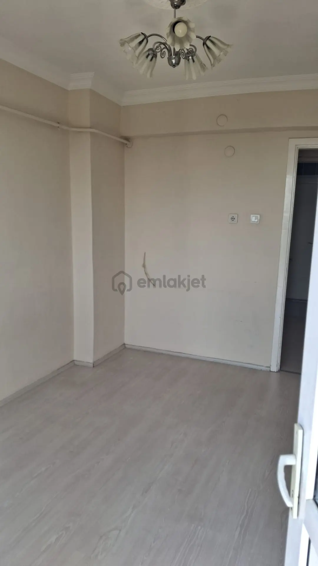 Çiftlikönü Mahallesinde Kiralık 3+1 Daire - 4