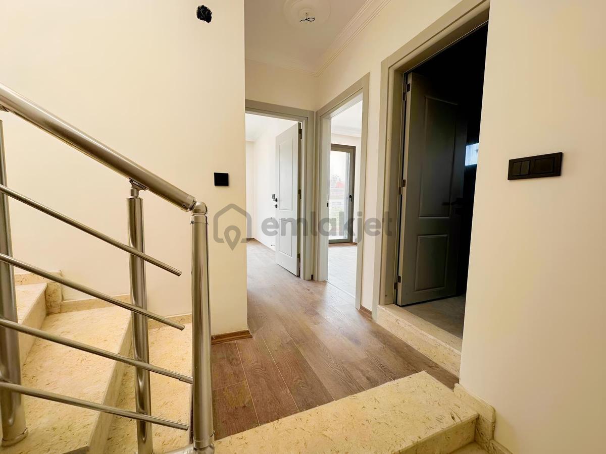 Seferihisar Doğanbey De Satılık 2+1 Villa Denize 550 Metre - 19