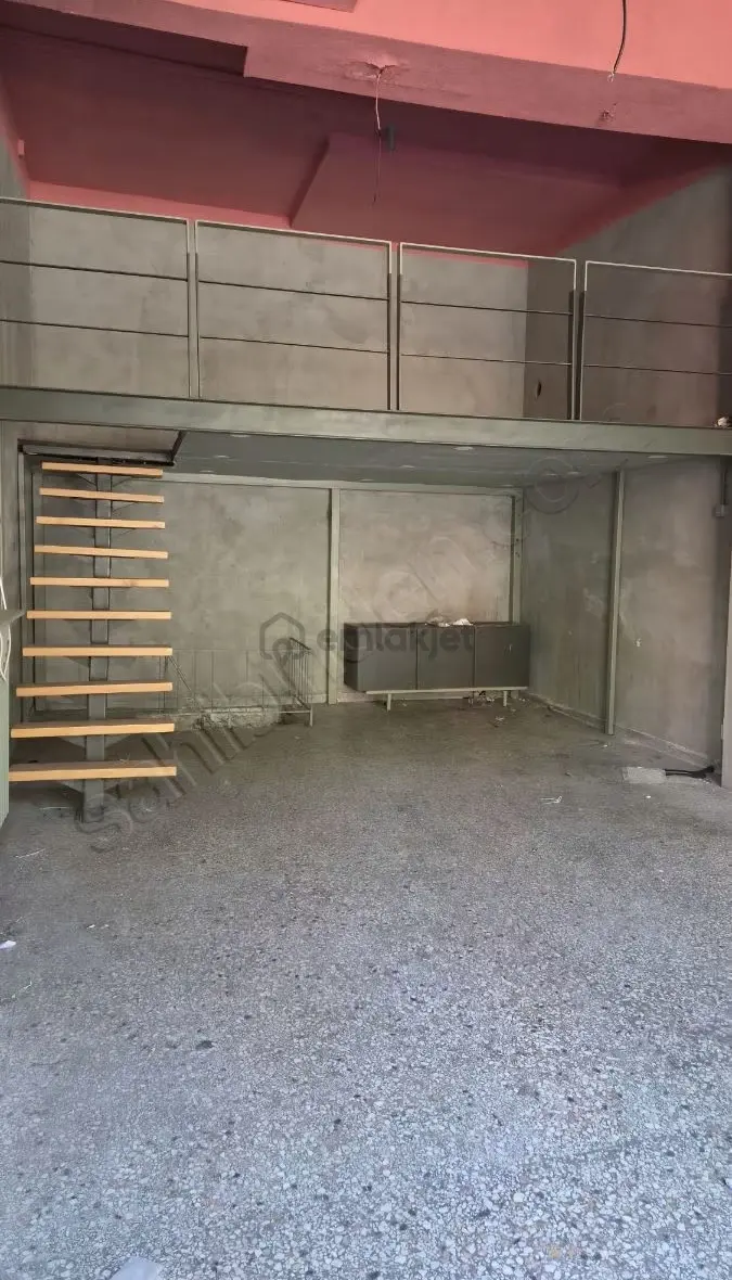 Ayrancı'da Cadde Üzeri 86 M2 - 21