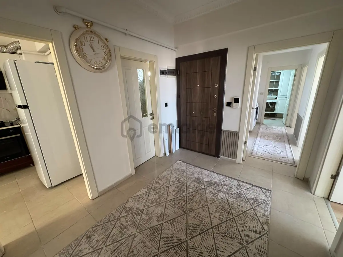 Serkent Cadde Üzerinde Ara Kat 3+1 Satılık Daire - 4