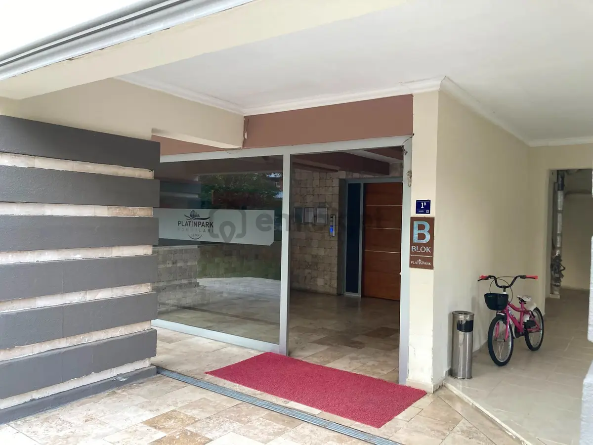 Mimar Sinanda Platin Parkta | Havuzlu Ferah 4+1 | 2 Balkon - 16