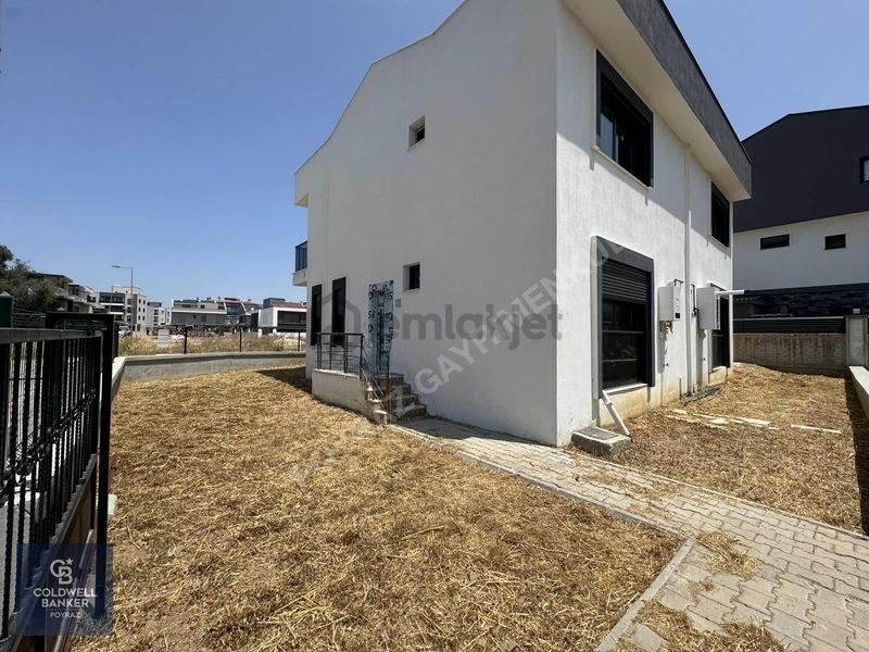 Coldwell Banker Poyraz'dan Geniş Bahçeli Villa - 24