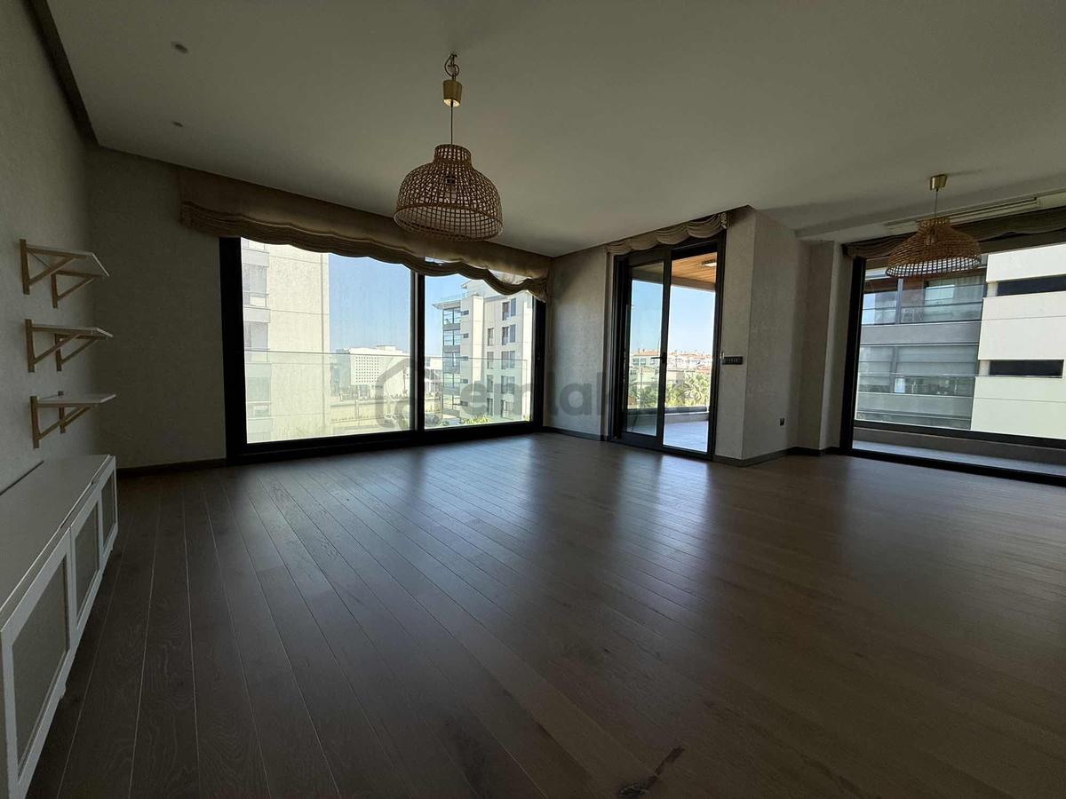 Güzelbahçe Sitelerde Havuzlu Site İçinde 3+1 Daire - 27