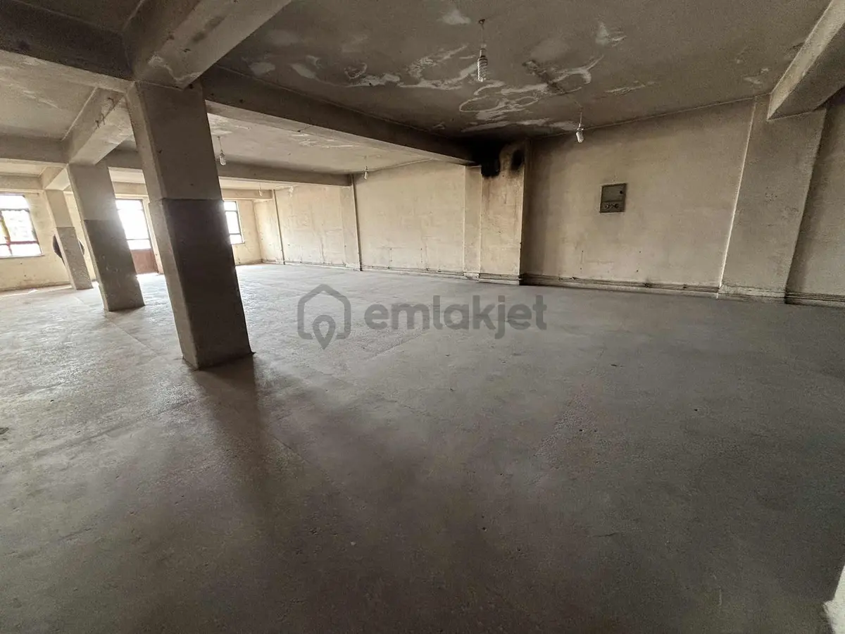 Eksen'den Sitelede 250 M2 Kiralık Dükkan - 33
