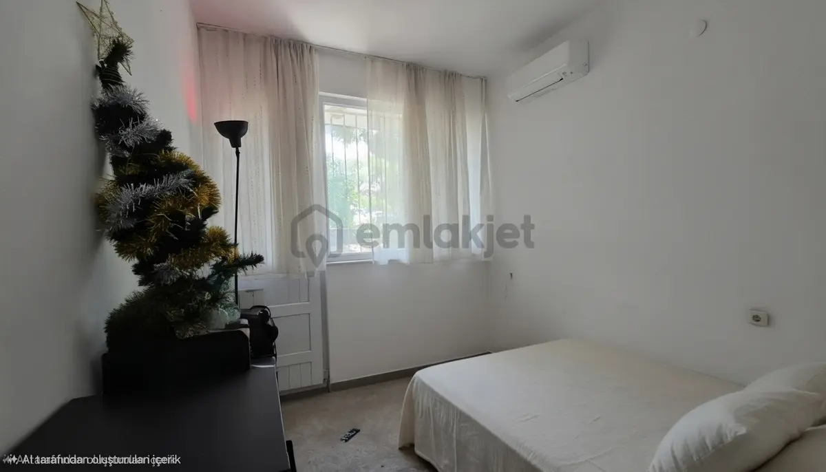 Ayvalık'ta Denize Sıfır Konumda Satılık 3+1 Müstakil Ev - 28
