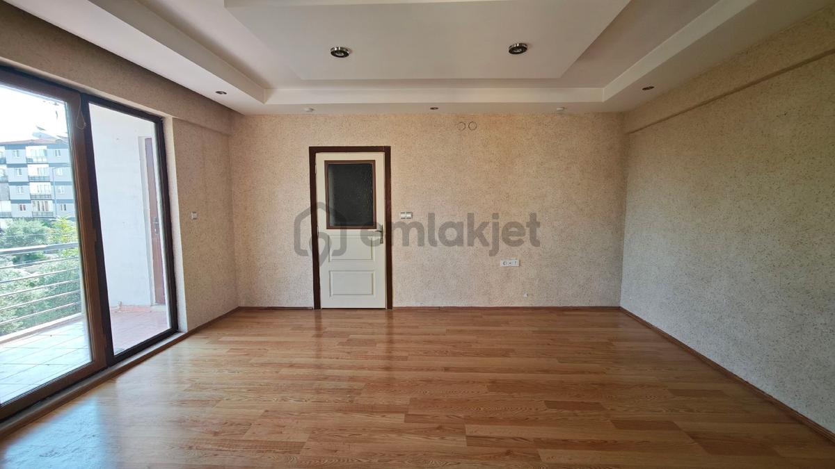 Nora'dan Karaman'da Krediye Uygun Ara Kat 3+1 Daire - 2